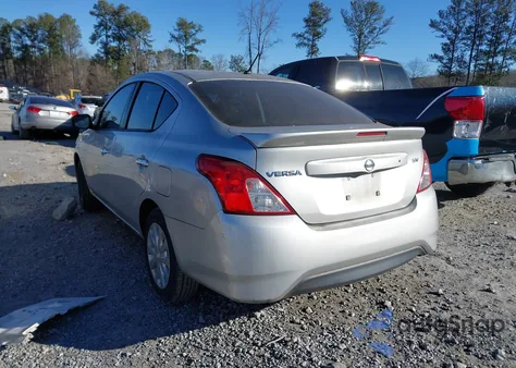 2017 Nissan Versa 1.6 Sv z USA, uszkodzony, nr VIN 3N1CN7AP5HL846130